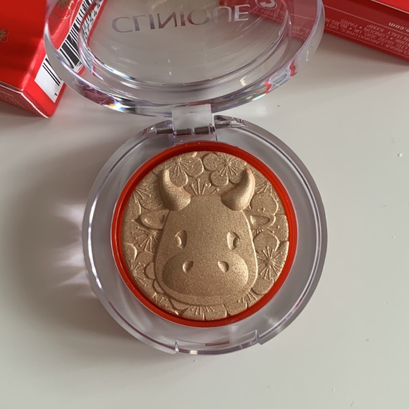 Clinique highlighter NEW - Picture 2 of 2
